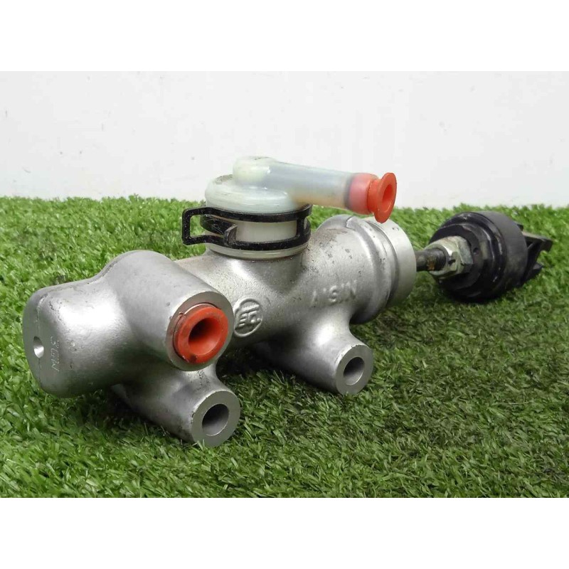 Recambio de cilindro receptor embrague para toyota land cruiser (j15) 3.0 turbodiesel cat referencia OEM IAM 3142035070  