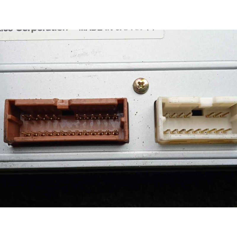 Recambio de pantalla multifuncion para nissan primera berlina (p12) 1.9 16v turbodiesel cat referencia OEM IAM 28090BA000  