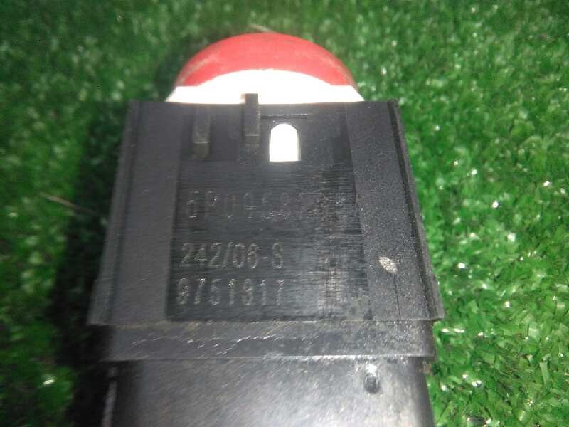 Recambio de warning para seat leon (1p1) 1.9 tdi referencia OEM IAM 5P0953235A 4.PINES 