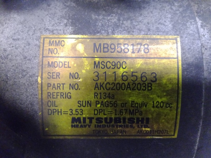 Recambio de compresor aire acondicionado para mitsubishi carisma berlina 4 (da0) 1.6 cat referencia OEM IAM MB958178-AKC200A203B