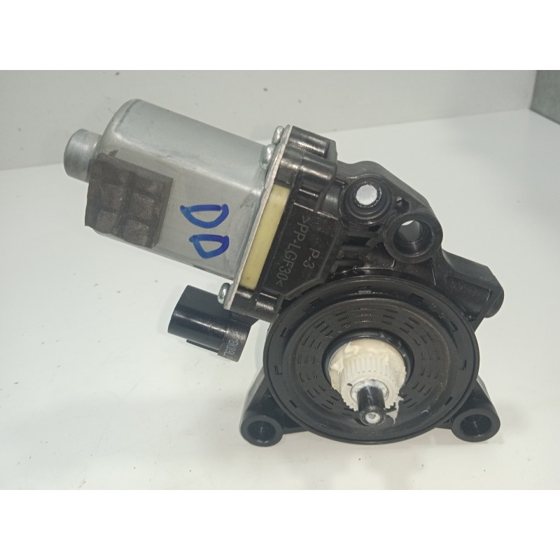 Recambio de motor elevalunas delantero derecho para kia sportage 1.6 crdi cat referencia OEM IAM 82460F1000-1100906664  