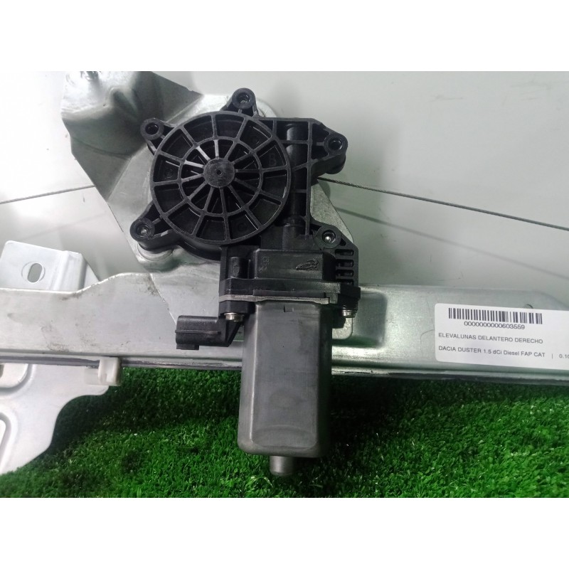 Recambio de elevalunas delantero derecho para dacia duster 1.5 dci diesel fap cat referencia OEM IAM 807206838R ELECTRICO CON.MO