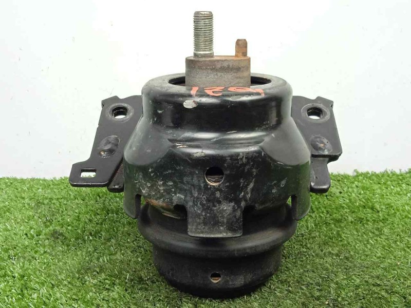 Recambio de soporte motor izquierdo para toyota land cruiser (j15) 3.0 turbodiesel cat referencia OEM IAM 1236130141 MONTAJE AMB