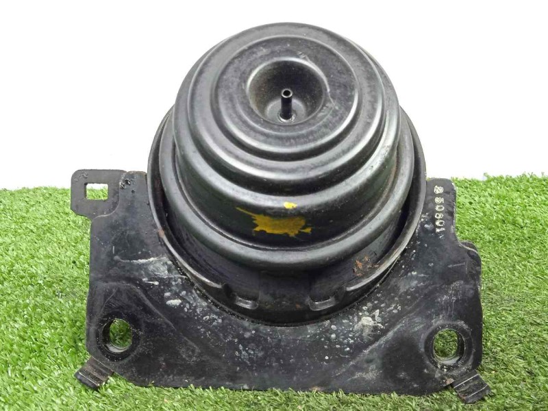 Recambio de soporte motor izquierdo para toyota land cruiser (j15) 3.0 turbodiesel cat referencia OEM IAM 1236130141 MONTAJE AMB