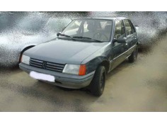 PEUGEOT 205 BERLINA