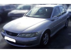 OPEL VECTRA B BERLINA