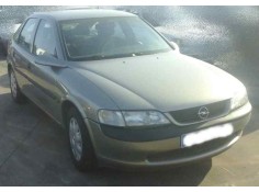 OPEL VECTRA B BERLINA