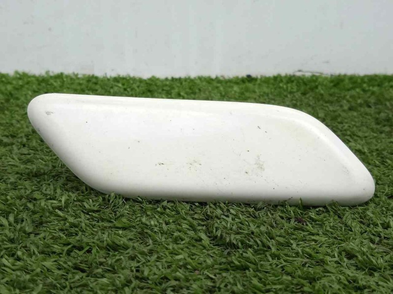 Recambio de lavafaro para toyota land cruiser (j15) 3.0 turbodiesel cat referencia OEM IAM 8504460140 SOLO.TAPA - DERECHO BLANCO