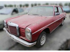 MERCEDES-BENZ CLASE E (W114/W115) BERLINA