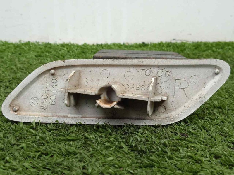 Recambio de lavafaro para toyota land cruiser (j15) 3.0 turbodiesel cat referencia OEM IAM 8504460140 SOLO.TAPA - DERECHO BLANCO