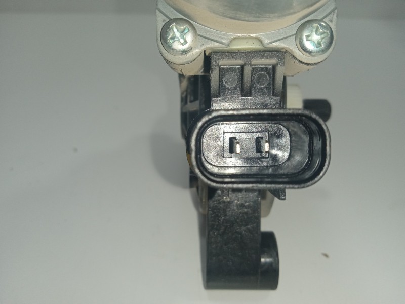 Recambio de motor elevalunas trasero izquierdo para kia sportage 1.6 crdi cat referencia OEM IAM 83450F1000-1100905472  