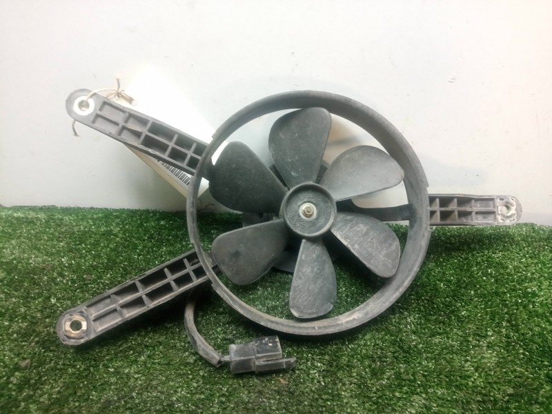 Recambio de electroventilador para kymco xciting 250/300/500 referencia OEM IAM 19005KKC49000  