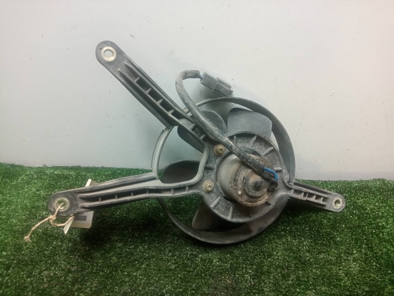 Recambio de electroventilador para kymco xciting 250/300/500 referencia OEM IAM 19005KKC49000  