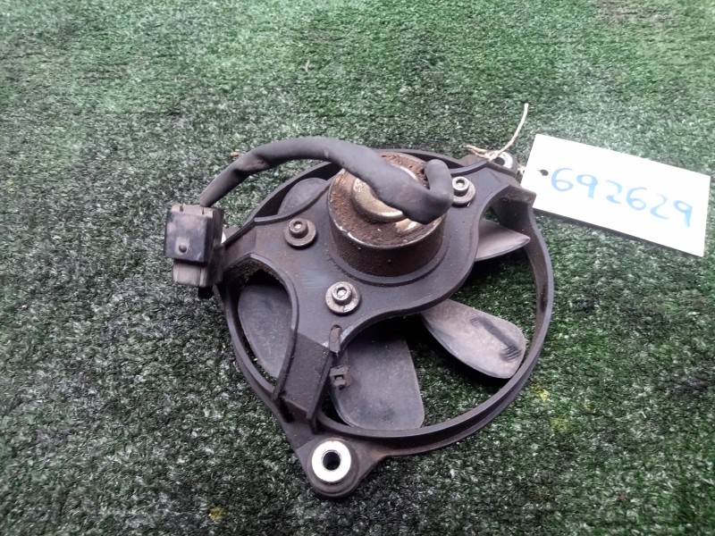 Recambio de electroventilador para bmw f 650 referencia OEM IAM   