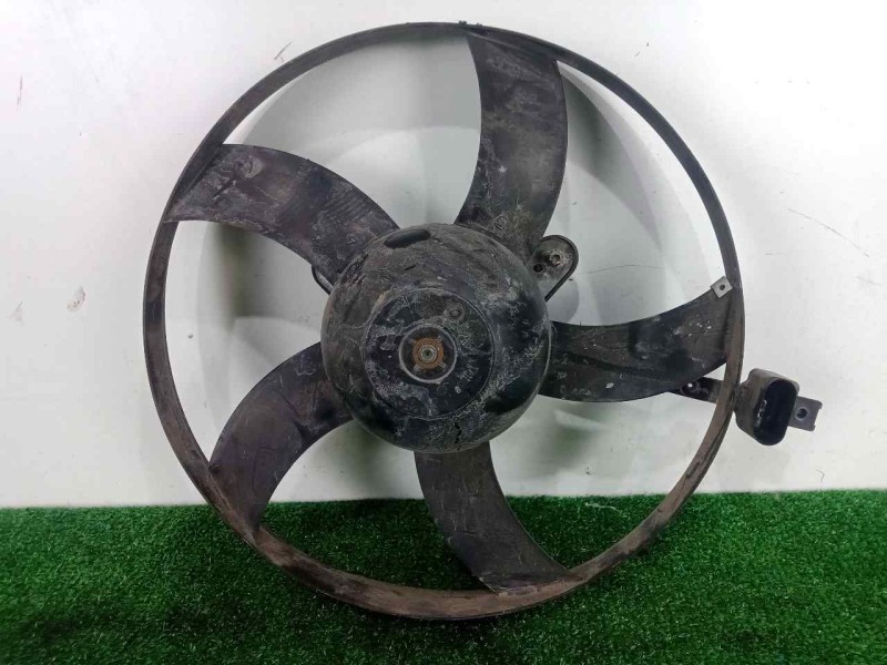 Recambio de electroventilador para volkswagen polo (9n1) 1.2 12v referencia OEM IAM SINREFERENCIA Ø DIAMETRO: 302MM 