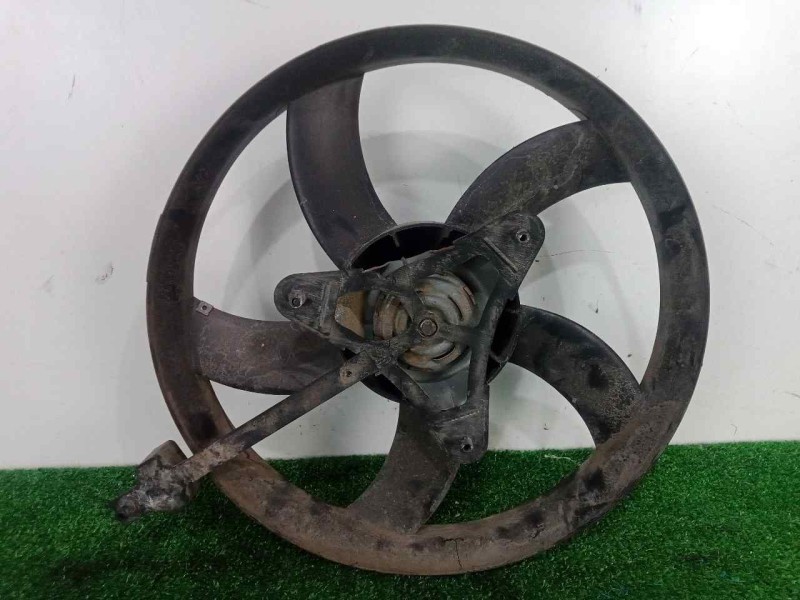 Recambio de electroventilador para volkswagen polo (9n1) 1.2 12v referencia OEM IAM SINREFERENCIA Ø DIAMETRO: 302MM 