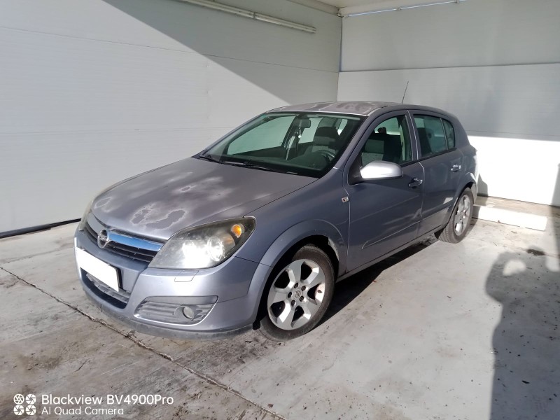 opel astra h (a04) del año 2005