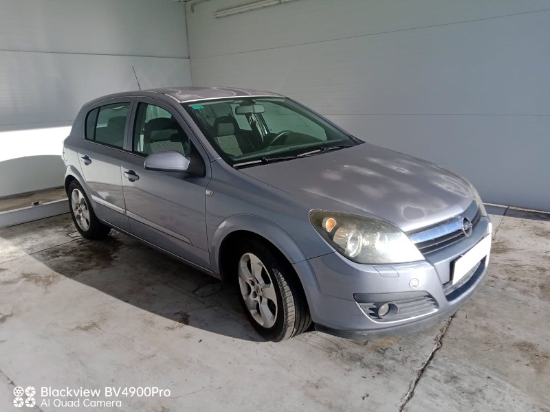 opel astra h (a04) del año 2005