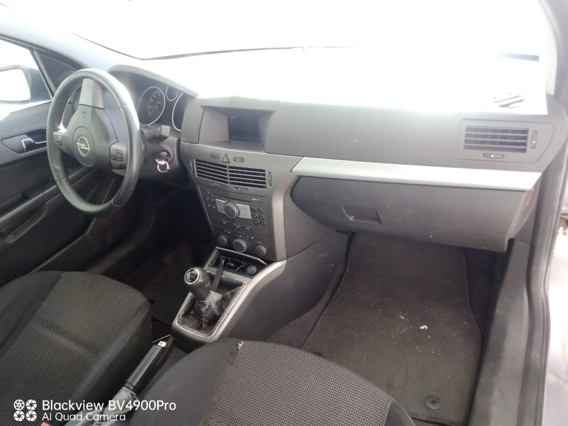 opel astra h (a04) del año 2005