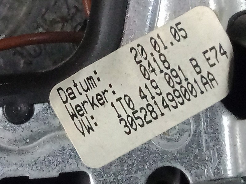 Recambio de volante para volkswagen touran (1t1) 1.9 tdi referencia OEM IAM 1T0419091B ESTADO - REGULAR CUERO