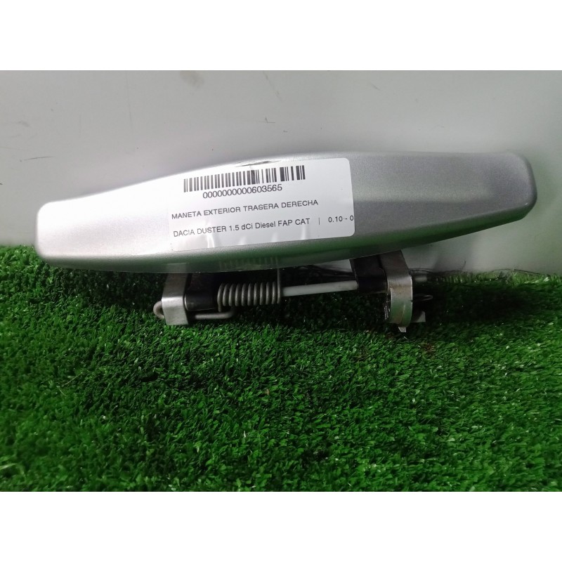 Recambio de maneta exterior trasera derecha para dacia duster 1.5 dci diesel fap cat referencia OEM IAM 806068948R  