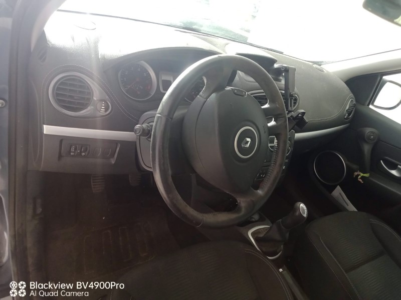 renault clio iii grandtour (kr0/1_) del año 2010