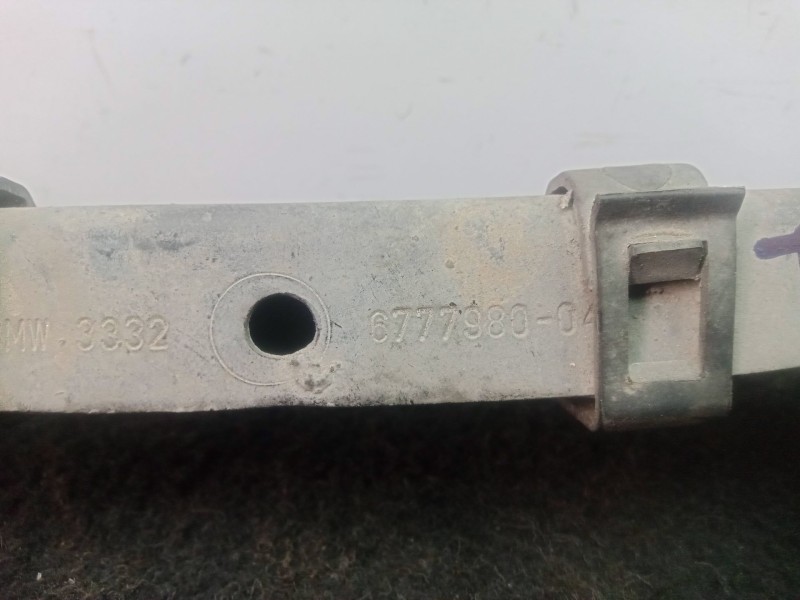 Recambio de brazo suspension superior trasero derecho para bmw 1 (e81) 118 d referencia OEM IAM 677798004  