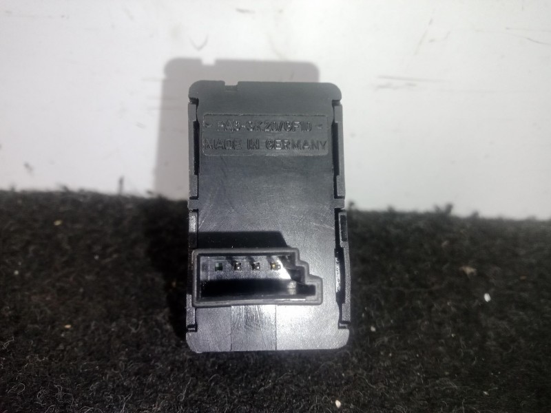 Recambio de mando elevalunas delantero derecho para bmw 1 (e81) 118 d referencia OEM IAM 6935534  