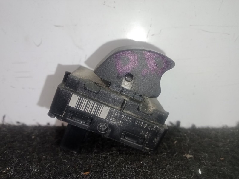 Recambio de mando elevalunas delantero derecho para bmw 1 (e81) 118 d referencia OEM IAM 6935534  