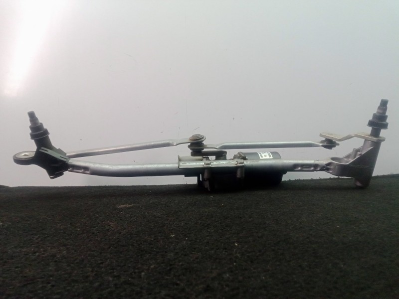 Recambio de motor limpia delantero para bmw 1 (e81) 118 d referencia OEM IAM 719303601  