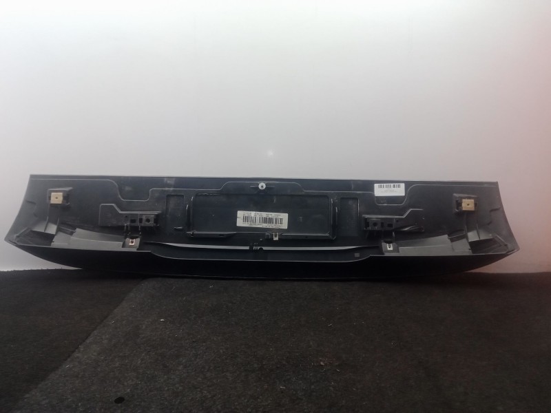 Recambio de aleron trasero para bmw serie 3 touring (e91) 2.0 16v diesel referencia OEM IAM 51627143263  