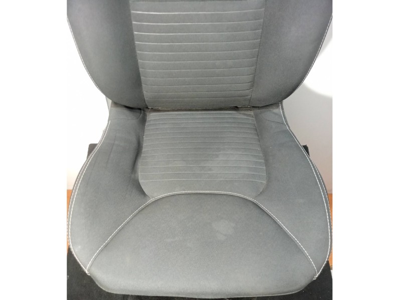 Recambio de asiento delantero derecho para renault clio iv 1.2 16v referencia OEM IAM   
