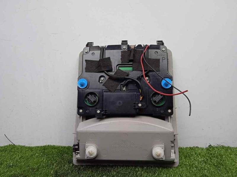 Recambio de luz interior para toyota land cruiser (j15) 3.0 turbodiesel cat referencia OEM IAM 8126060430B0-8A614033G CON.TARA 