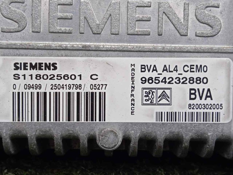 Recambio de centralita cambio automatico para peugeot 307 berlina (s2) 1.6 16v cat referencia OEM IAM S118025601C-9654232880-820