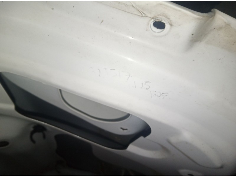 Recambio de tapa maletero para toyota avensis (t27) 2.2 d-4d cat referencia OEM IAM 6440105090  