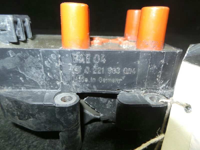 Recambio de bobina encendido para peugeot 405 berlina 1.6 referencia OEM IAM 0221503004  BOSCH