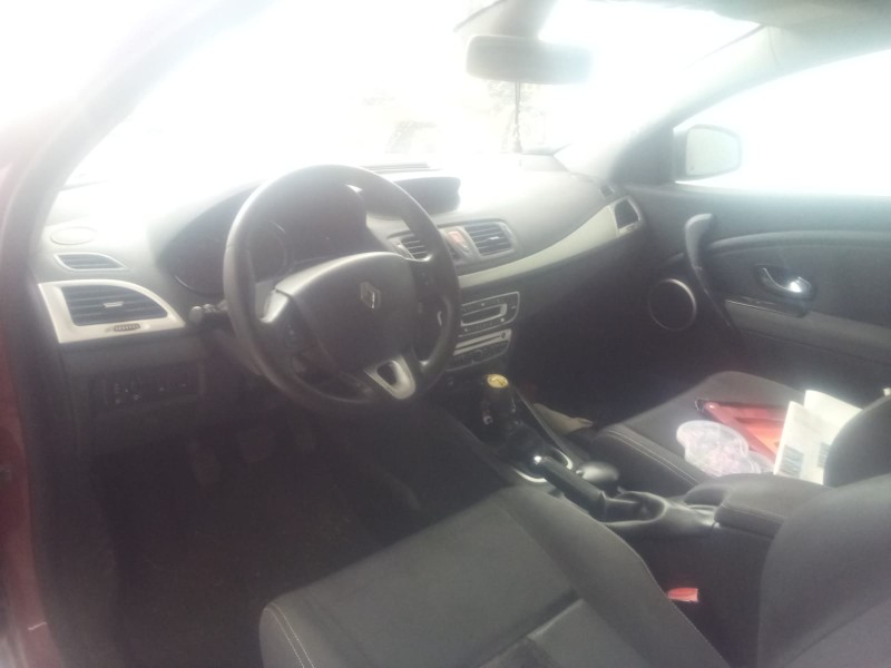 renault megane iii coupé (dz0/1_) del año 2010