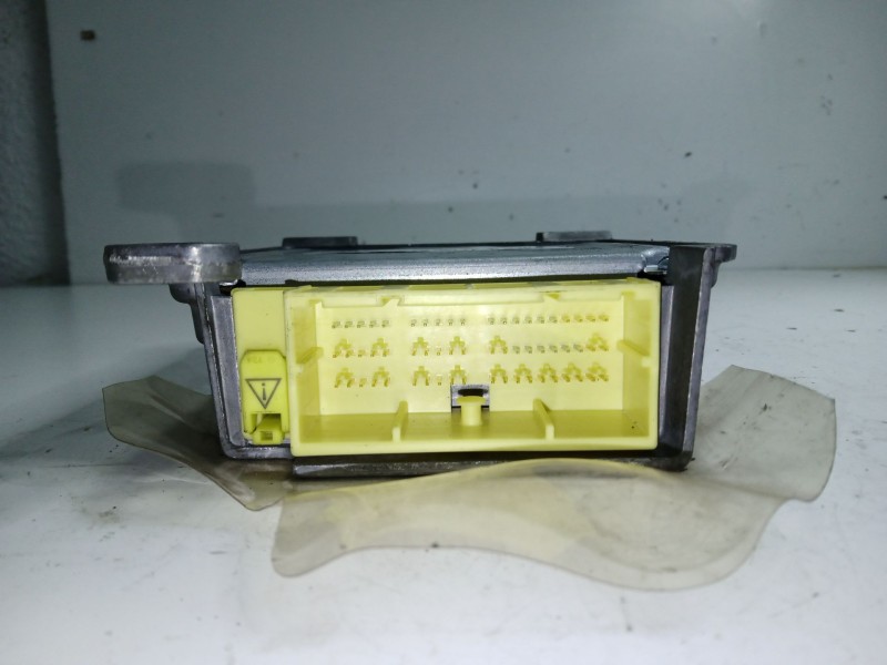 Recambio de centralita airbag para toyota auris 2.0 d-4d cat referencia OEM IAM 8917002560-215537106  