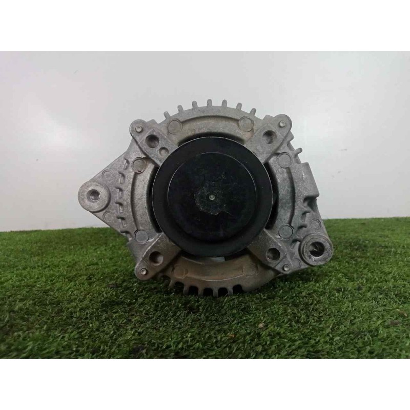Recambio de alternador para toyota land cruiser (j15) 3.0 turbodiesel cat referencia OEM IAM 2706030131-1042118742 100AH - DENSO
