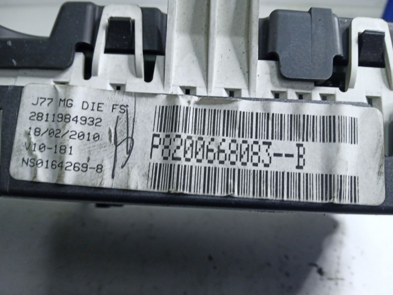 Recambio de cuadro instrumentos para renault grand modus 1.5 dci diesel referencia OEM IAM P8200668083B-2811984932  JOHNSON CONT