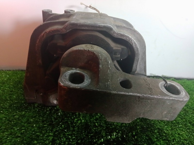 Recambio de soporte motor derecho para volkswagen golf v berlina (1k1) 1.9 tdi referencia OEM IAM 1K0199262-1K0199262AS  