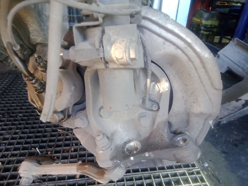 Recambio de mangueta delantera izquierda para bmw serie 3 touring (e91) 2.0 16v diesel referencia OEM IAM   