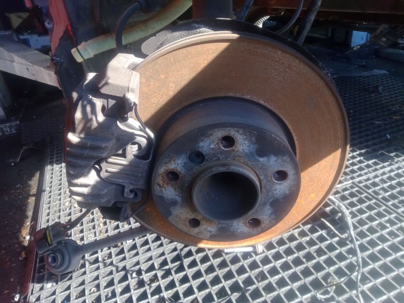 Recambio de mangueta delantera derecha para bmw serie 3 touring (e91) 2.0 16v diesel referencia OEM IAM   