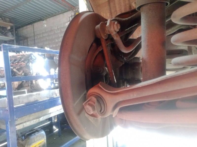 Recambio de mangueta trasera izquierda para bmw serie 3 touring (e91) 2.0 16v diesel referencia OEM IAM   