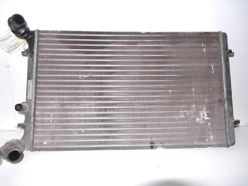 Recambio de radiador agua para volkswagen golf iv berlina (1j1) 1.6 referencia OEM IAM 1J0121253N  
