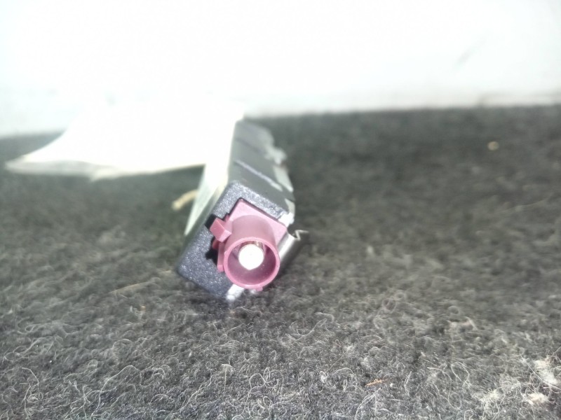 Recambio de antena para seat toledo iv (kg3) 1.6 tdi referencia OEM IAM 3V5035577A  