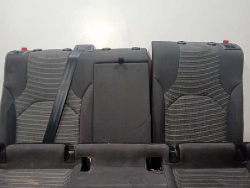 Recambio de asientos traseros para seat leon st (5f8) 1.6 tdi referencia OEM IAM   