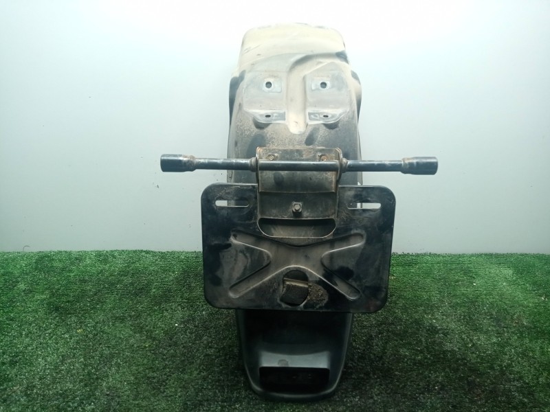 Recambio de guardabarros trasero para yamaha xj 550 / 650 / 750 referencia OEM IAM 4K02161100  