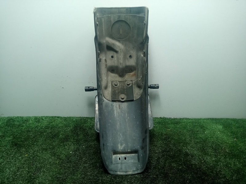 Recambio de guardabarros trasero para yamaha xj 550 / 650 / 750 referencia OEM IAM 4K02161100  