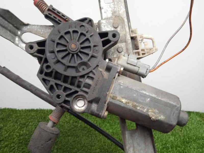 Recambio de elevalunas delantero izquierdo para peugeot 206 berlina 1.9 diesel referencia OEM IAM  ELECTRICO - 2.PIN 5.PUERTAS